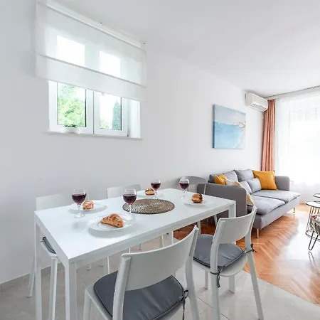 Apartment Bulevar